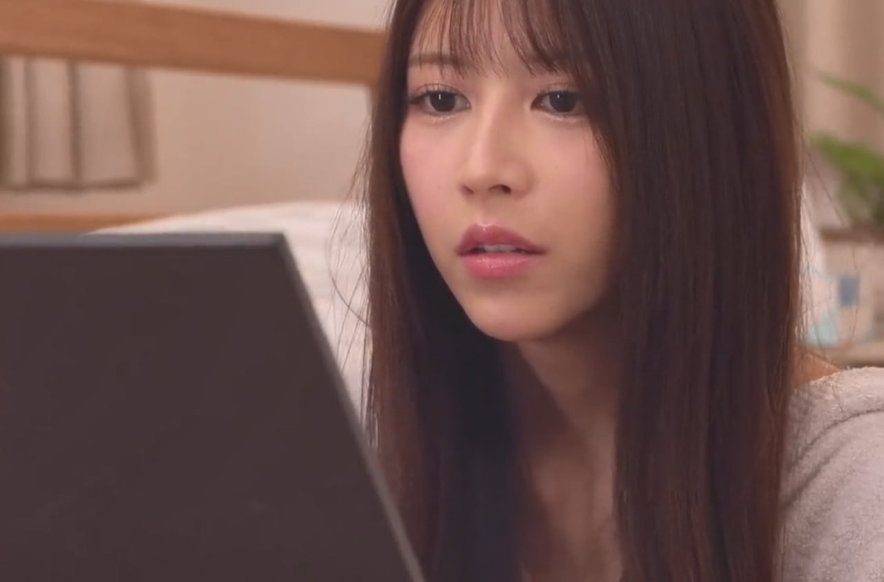 女人扒开的小泬高潮喷小芽子メイリン モデルコレクシ